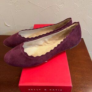 Women's Kelly & Katie Burgundy Suede Ballet Flats Scalloped Edge - Size 7